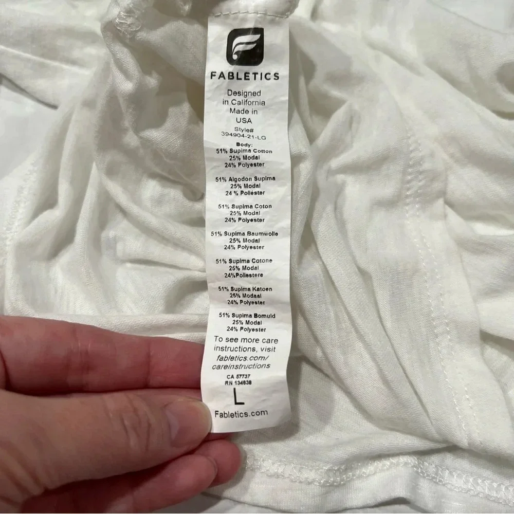 Fabletics beautiful white low back top, long sleeve Large - Picture 8 of 9